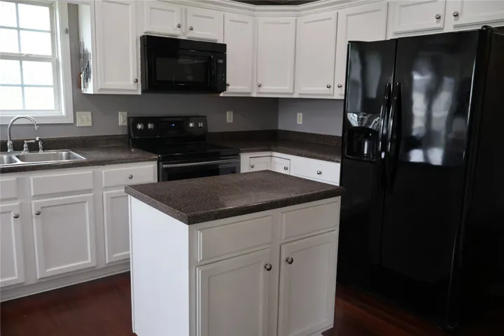 4198 Cypress Court, Auburn, Alabama 36380