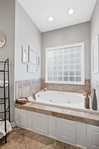 54 Shoreline Court C, Dadeville, Alabama 36853