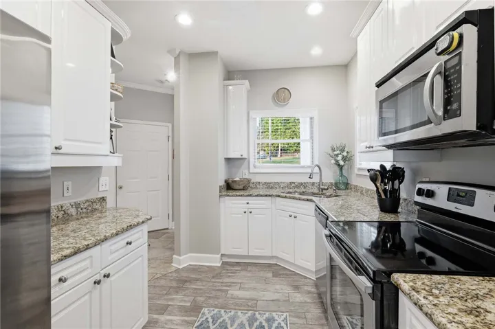 54 Shoreline Court C, Dadeville, Alabama 36853