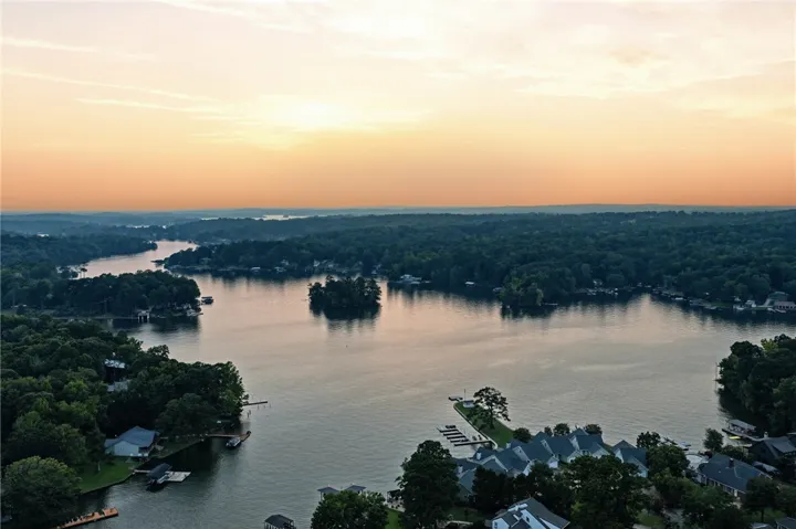 54 Shoreline Court C, Dadeville, Alabama 36853