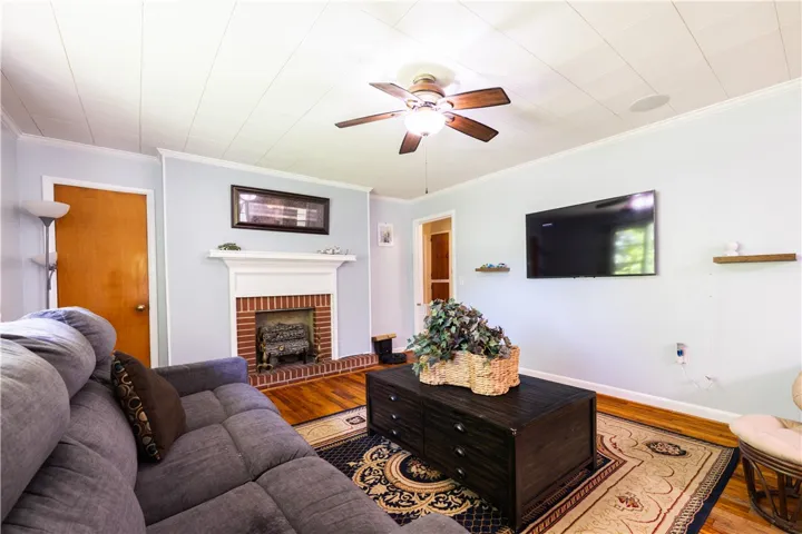 2501 Pineknoll Street, Opelika, Alabama 36804