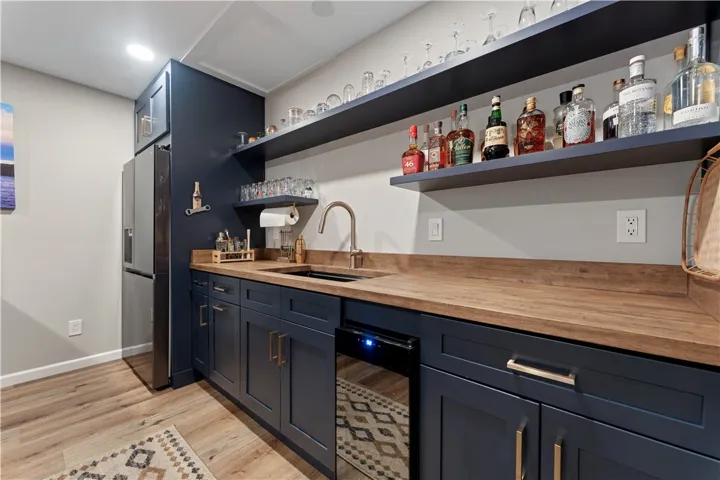 Bar/Game Day Room/ 2nd Living area