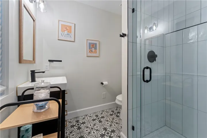 Guest Bath Main Level