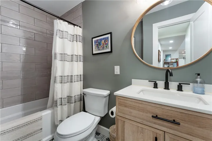 Guest Bath Main Level