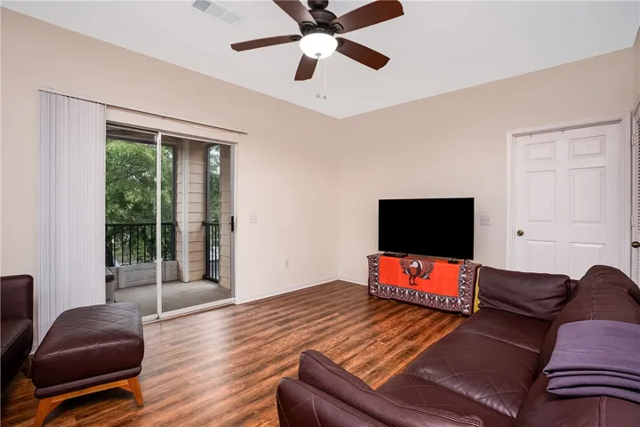 447 W Longleaf Drive 301, Auburn, Alabama 36832