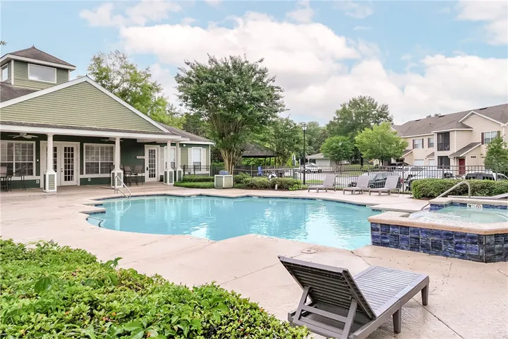 447 W Longleaf Drive 301, Auburn, Alabama 36832