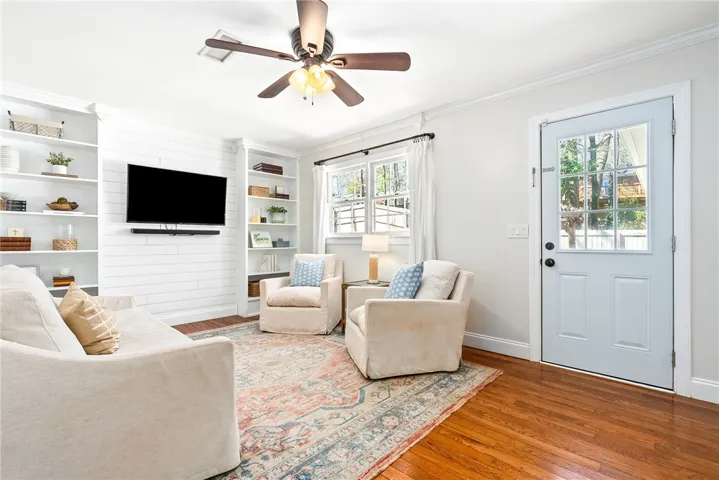 106 Carter Street, Auburn, Alabama 36830