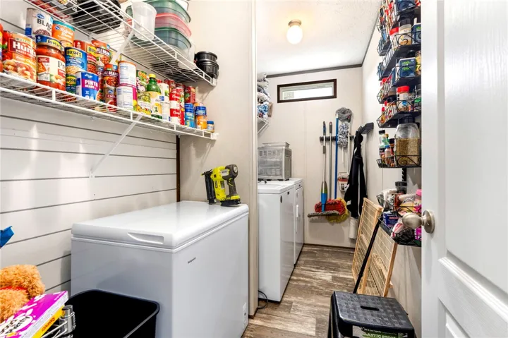 Laundry/Walk-In Pantry
