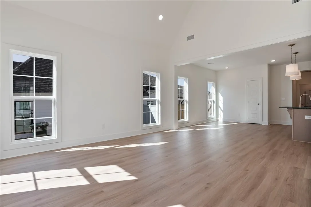 Example of a completed Duette 3 Floor Plan - All plans, pricing and specifications are subject to change without notice.