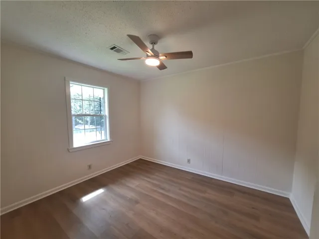 401 Fairwoods Drive, Valley, Alabama 36854