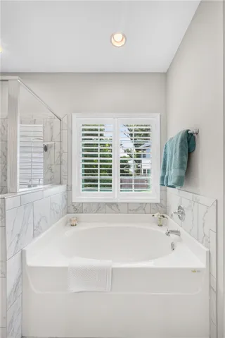 4007 Avalon Court, Auburn, Alabama 36832