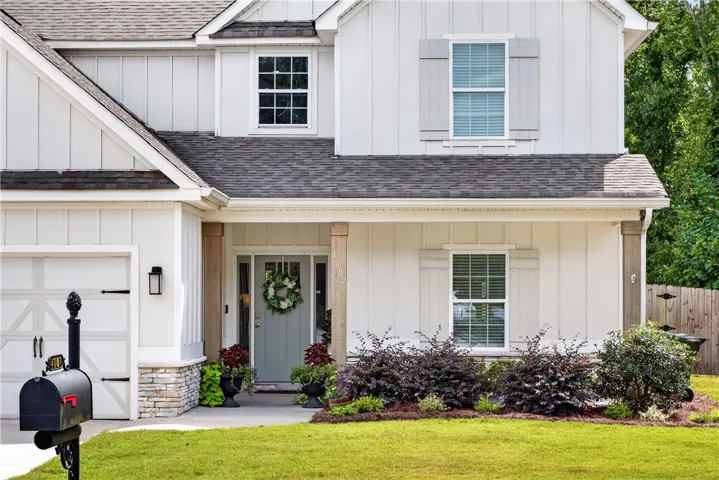 4007 Avalon Court, Auburn, Alabama 36832