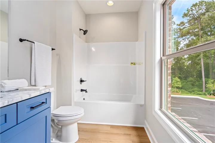 550 E Glenn Avenue, Auburn, Alabama 36830