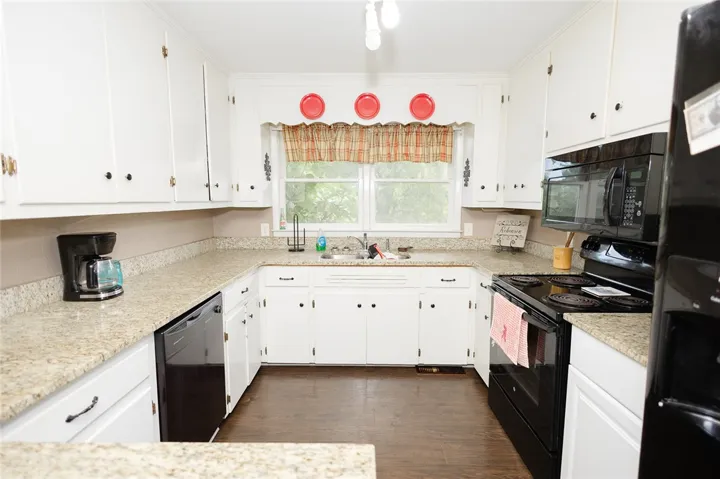 2423 Lee Road 166 N/a, Opelika, Alabama 36804