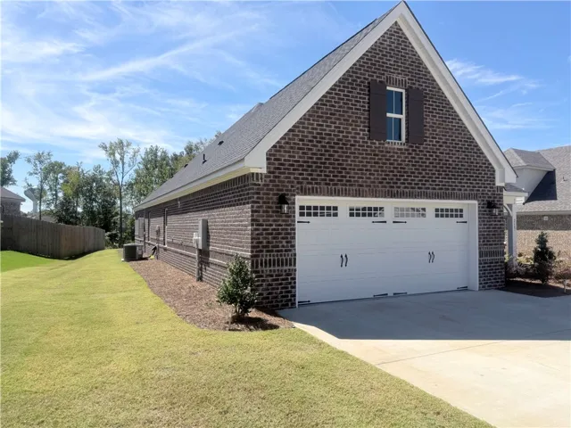 4 sided brick house