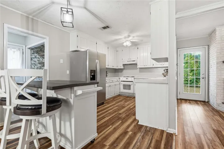 1101 Rustic Ridge Road, Auburn, Alabama 36830