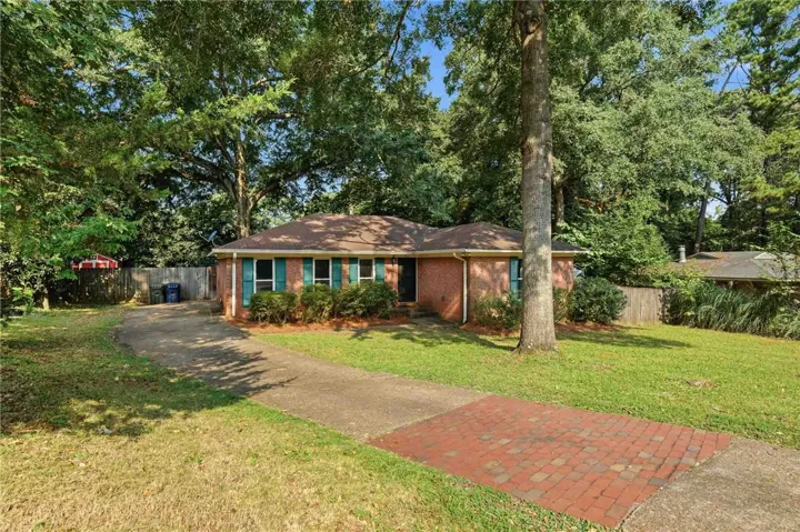 1101 Rustic Ridge Road, Auburn, Alabama 36830