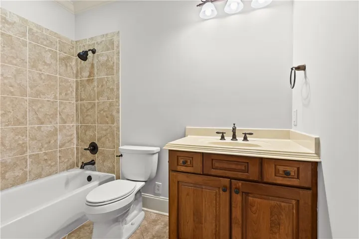 1772 Raymer Place, Auburn, Alabama 36830