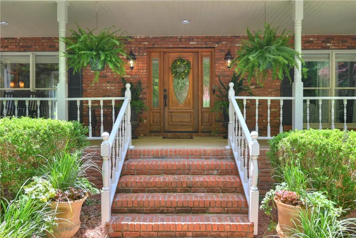 1765 Creekwood Trail, Auburn, Alabama 36830