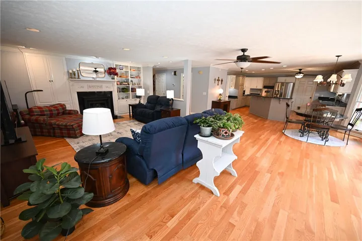 Open-concept living space unifies form & function!