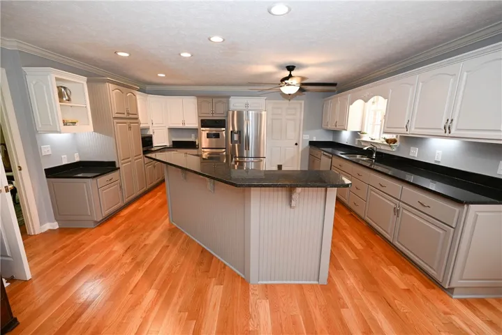 Raised dining bar.