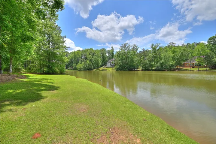 1765 Creekwood Trail, Auburn, Alabama 36830