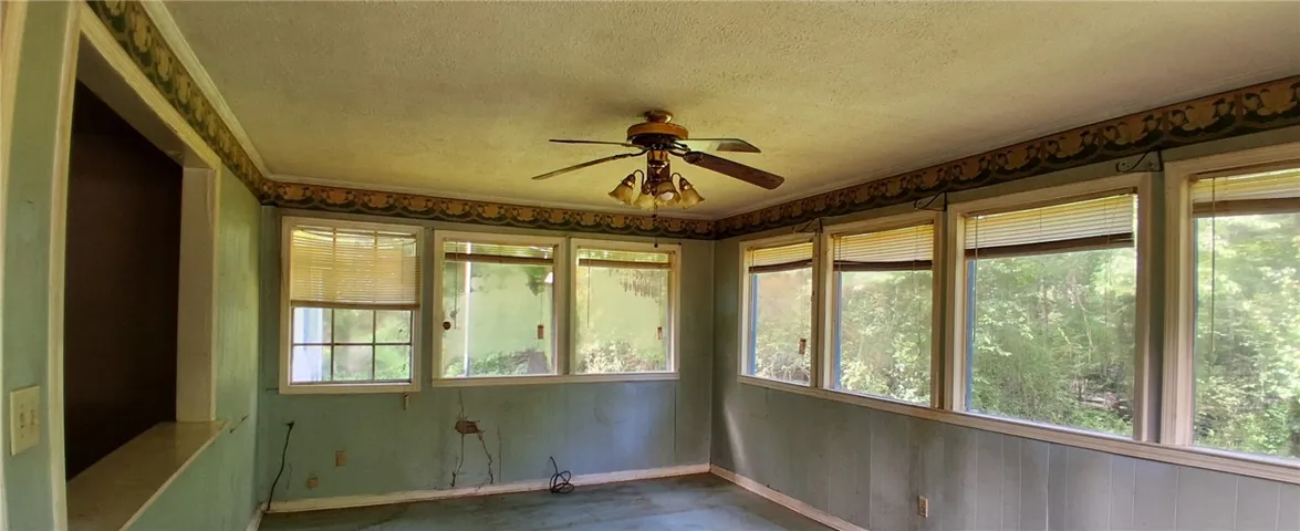 606 20th Street Sw, Lanett, Alabama 36863