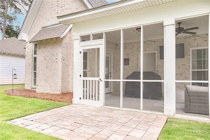 1604 Whiskey Run Lane, Auburn, Alabama 36830