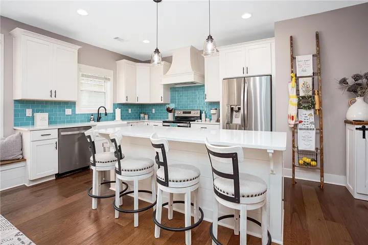 1604 Whiskey Run Lane, Auburn, Alabama 36830