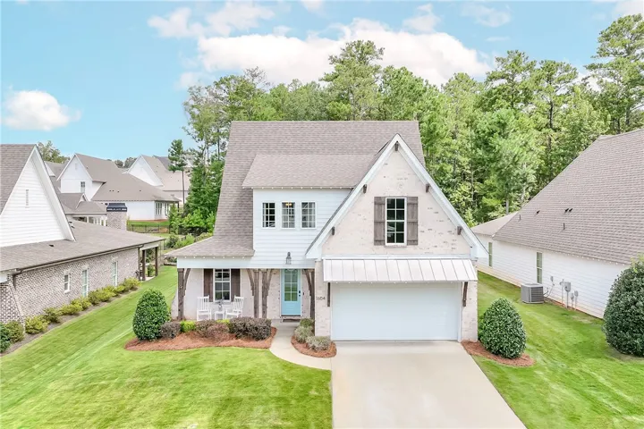 1604 Whiskey Run Lane, Auburn, Alabama 36830