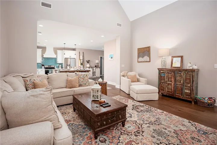1604 Whiskey Run Lane, Auburn, Alabama 36830