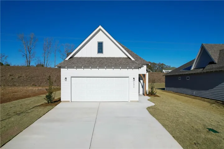 New 4bed 2.5bath Pre-Sale opportunity in Camellia Crossing!
- Example of a completed Hampton Plan