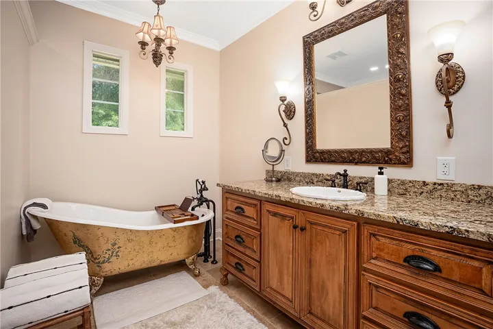2717 Lee Road 166 N/a, Opelika, Alabama 36804