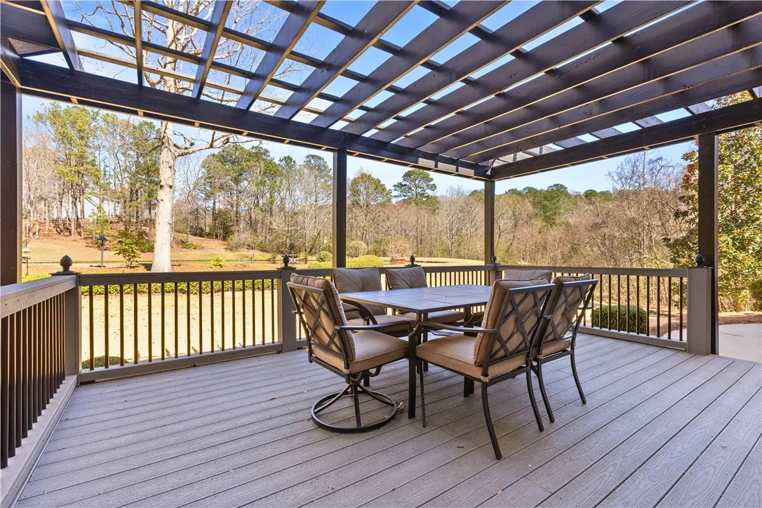 lower level deck
