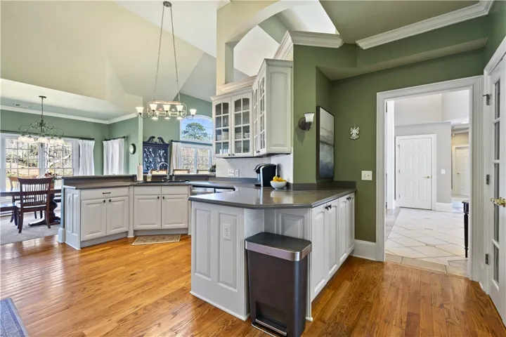 1211 Ingleside Drive, Auburn, Alabama 36830