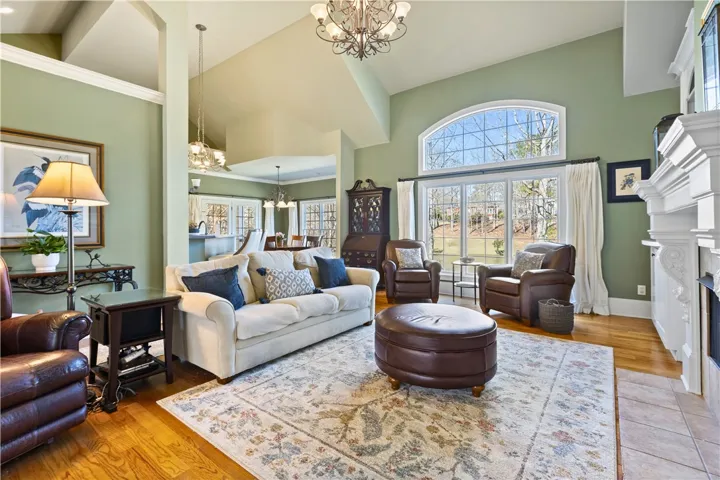 1211 Ingleside Drive, Auburn, Alabama 36830