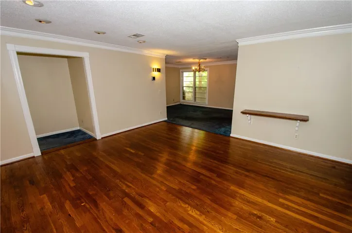 1001 N Cumberland Drive N, Auburn, Alabama 38630