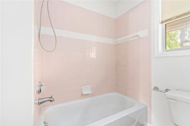 Guest house interior photo
