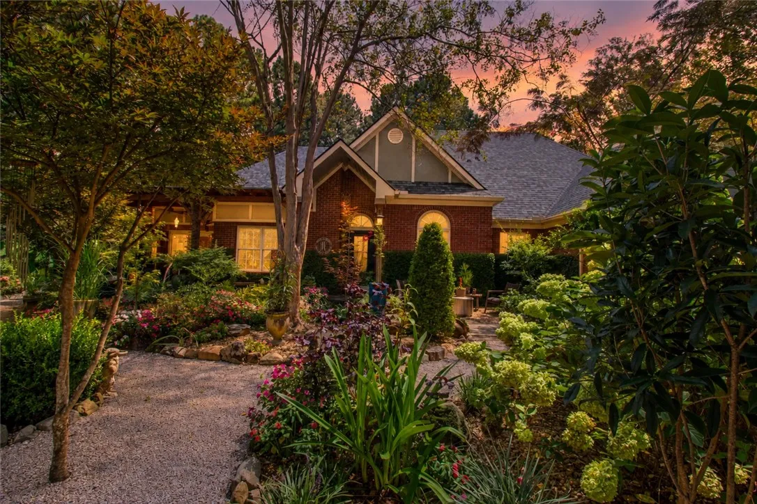 AI-Enhanced Photo – Twilight Effect Only