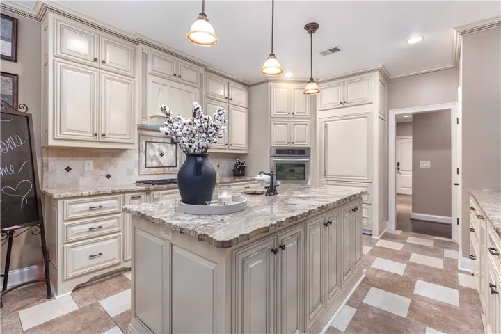1602 Mason Court, Phenix City, Alabama 36867