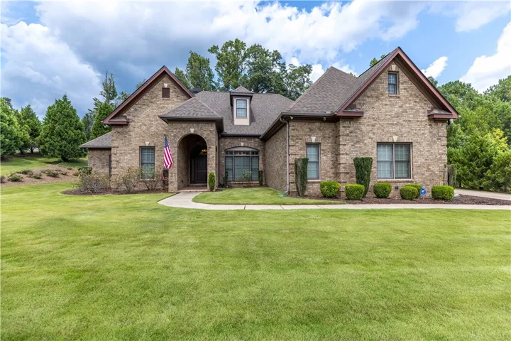 1602 Mason Court, Phenix City, Alabama 36867