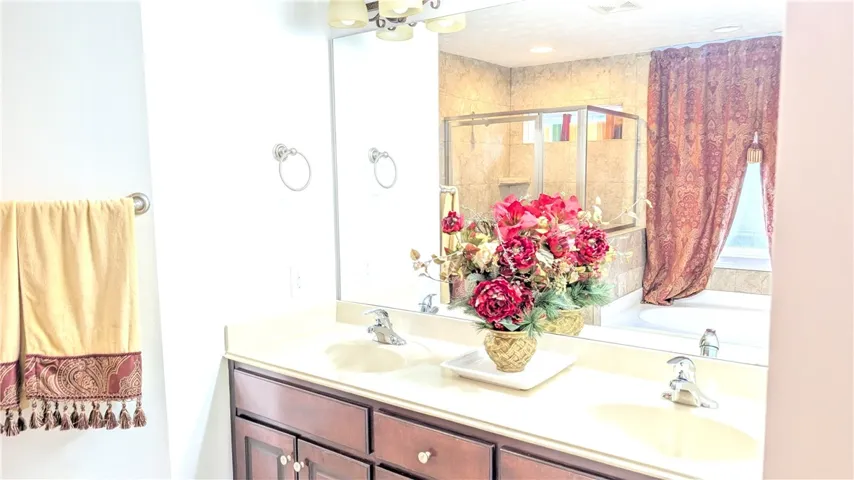 115 Carriage House Lane, Auburn, Alabama 36830