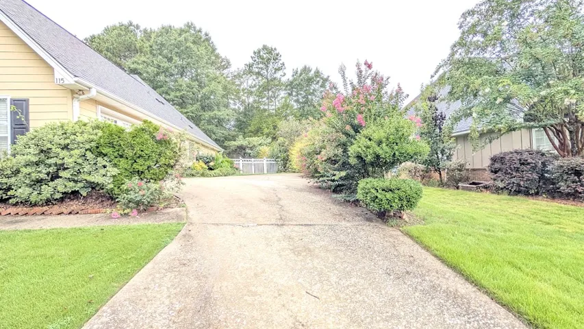 115 Carriage House Lane, Auburn, Alabama 36830