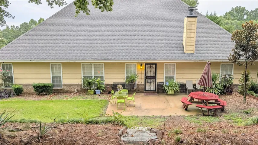 115 Carriage House Lane, Auburn, Alabama 36830
