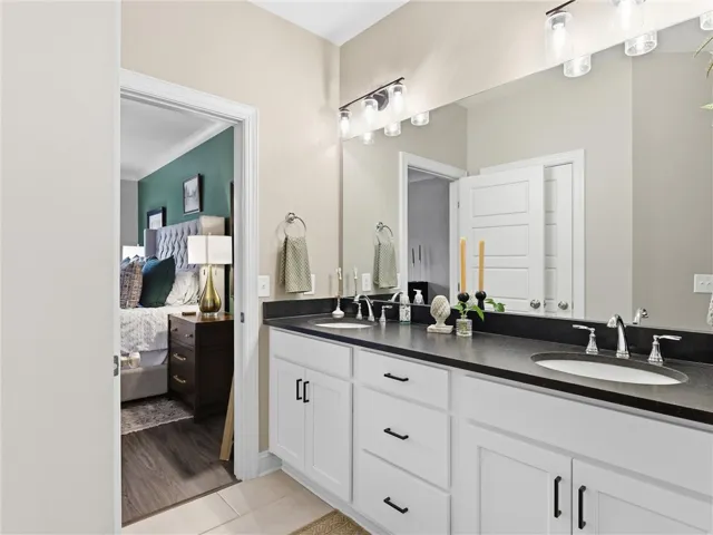 545 Cloverdale Drive, Auburn, Alabama 36830