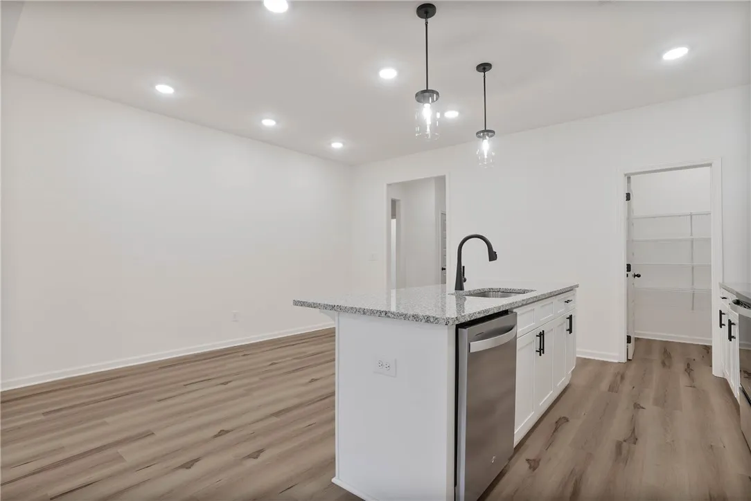EXAMPLE PHOTOS of completed Toby B Floor Plan