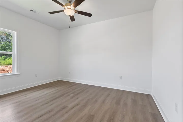 Guest bedroom