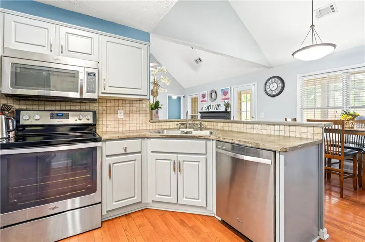 1718 Post Oak Court, Auburn, Alabama 36830