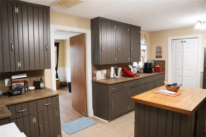 105 Austin Lane, Wetumpka, Alabama 36092