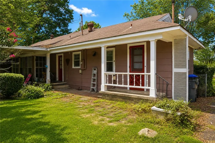 105 Austin Lane, Wetumpka, Alabama 36092